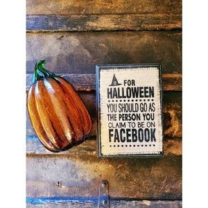 Halloween Decorative Sign